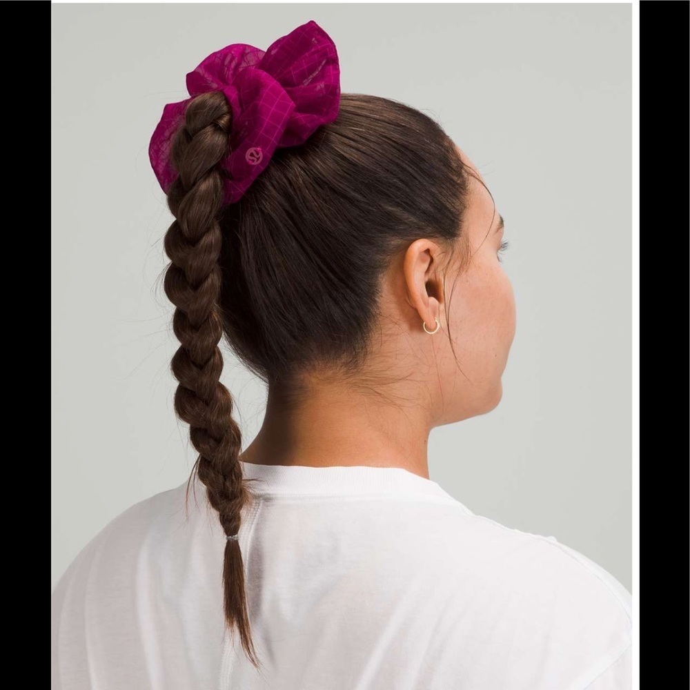 Lululemon Uplifting Scrunchie *Oversized in Ripened Raspberry - Picture 2 of 7